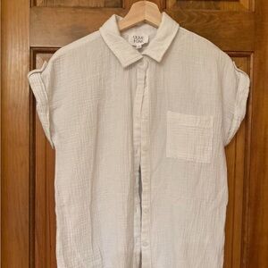 Olive & Oak white linen Button Down Shirt